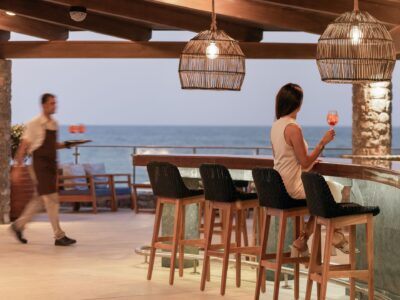 Ikaros Beach Resort & Spa Crete – Dedalos Bar (10)